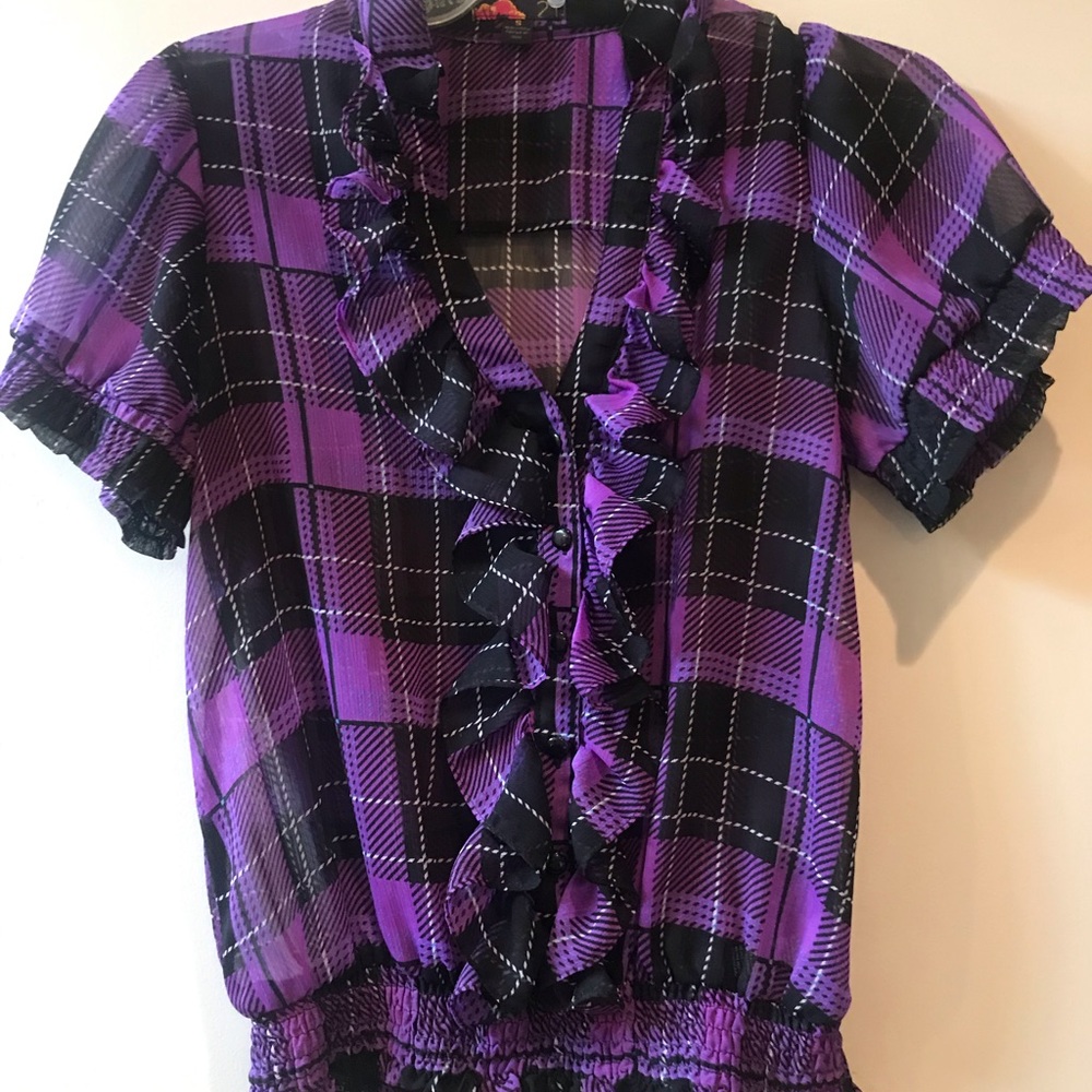 Forever 21 plaid blouse with ruffles
